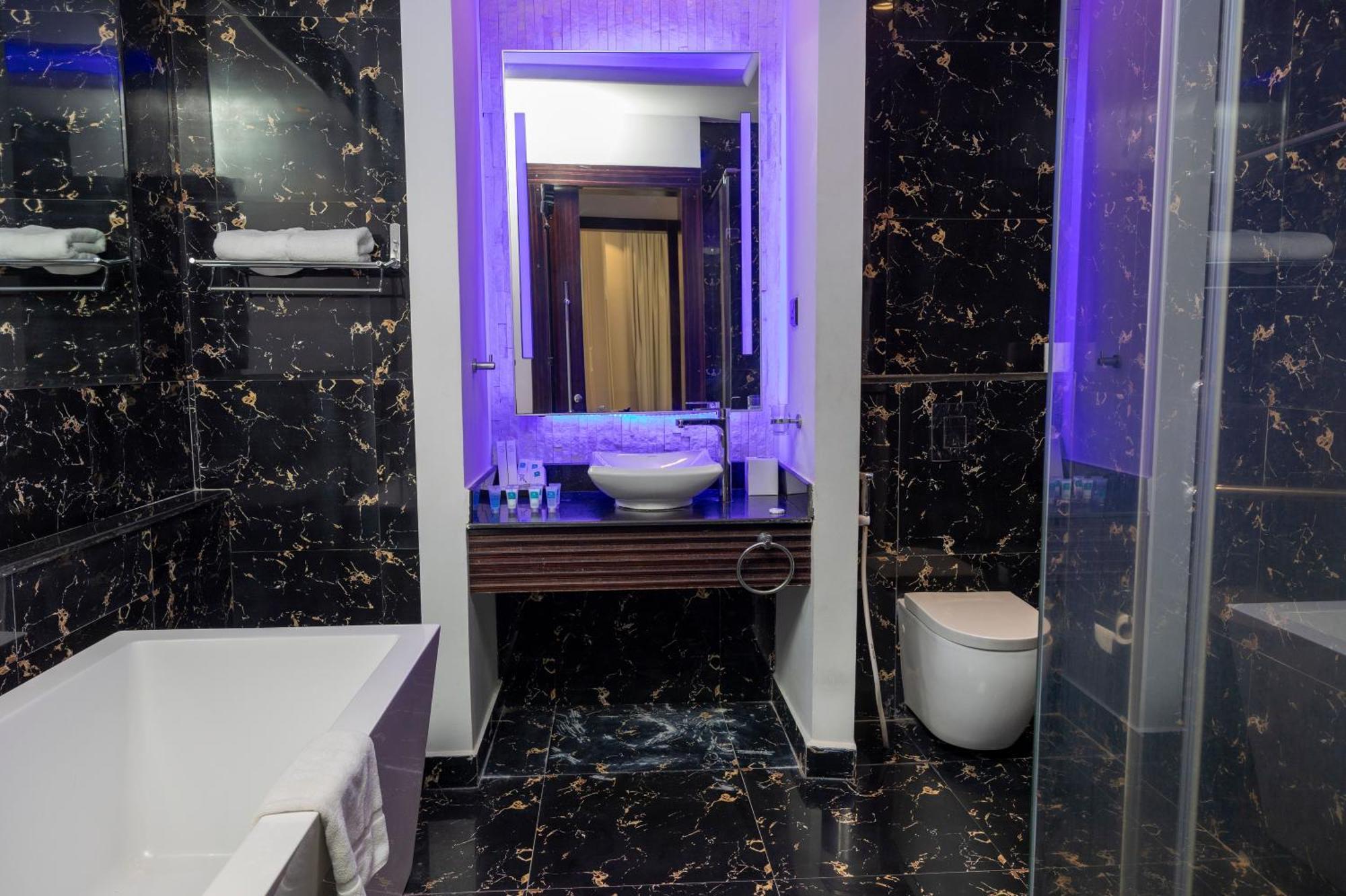 Nordic Resort Manama Zewnętrze zdjęcie